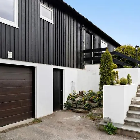 Tranquil Haven Олесунн