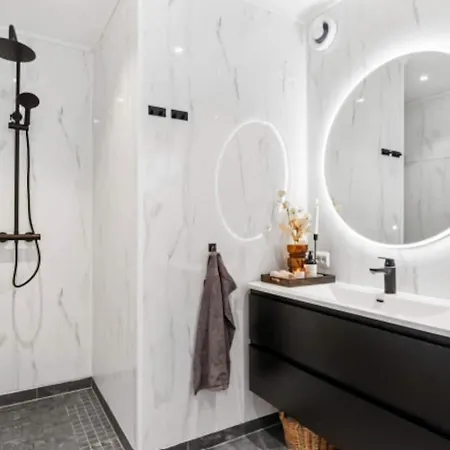 Tranquil Haven Villa Ålesund